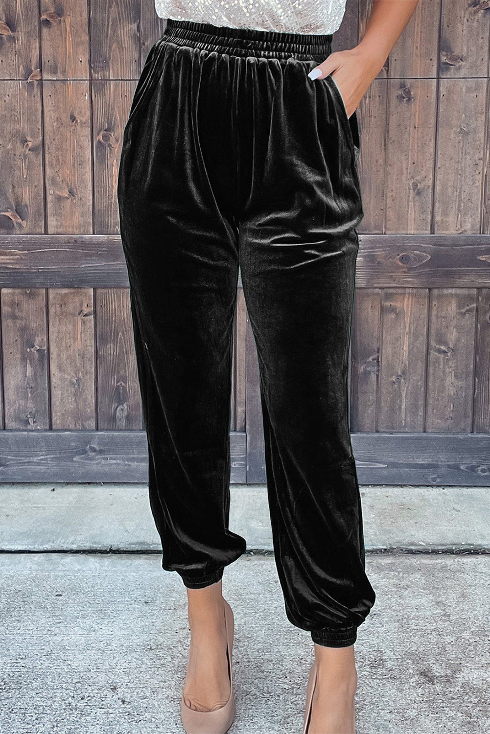 Black Vintage Pocket Velvet Jogger Pants – I am a Fashion Junky