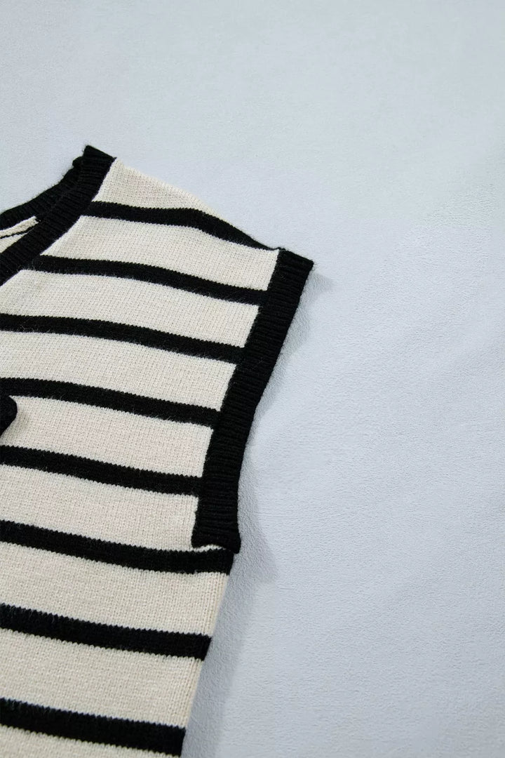 Stripe Bow Applique Short Sleeve Sweater