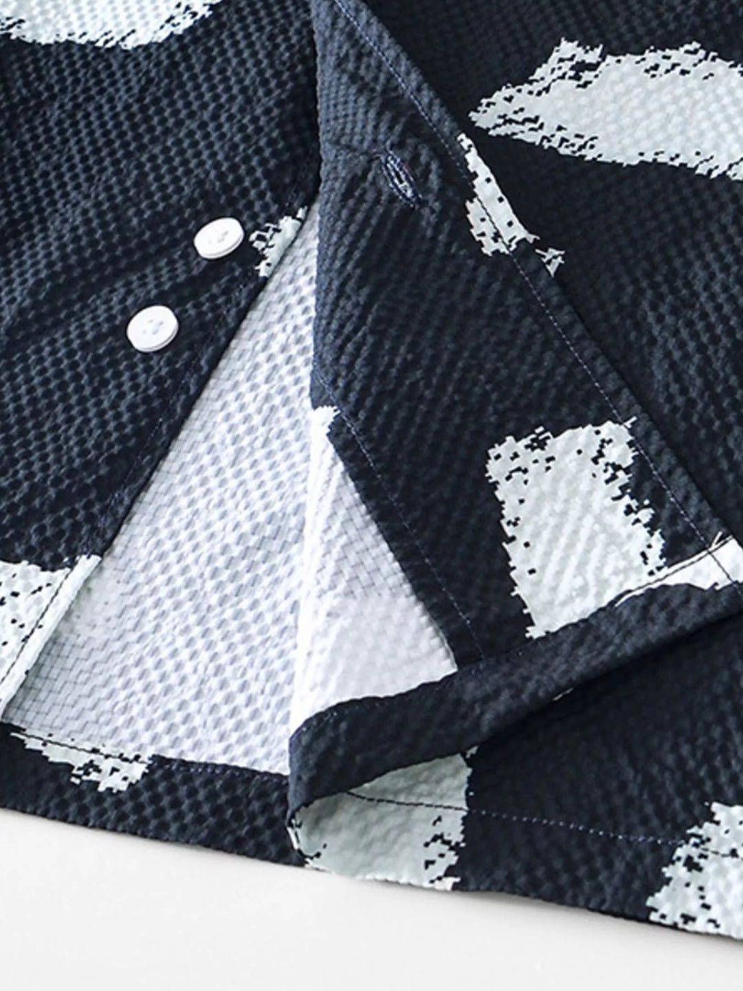 Men's Printed Button Up Short Sleeve Shirt