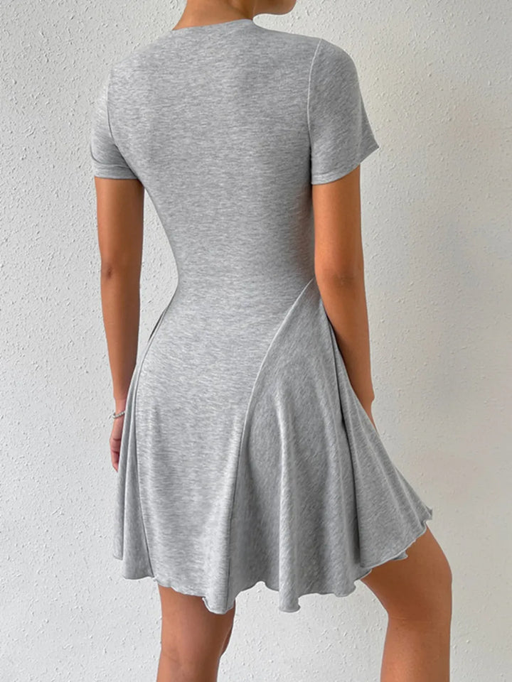 Round Neck Short Sleeve Mini Dress