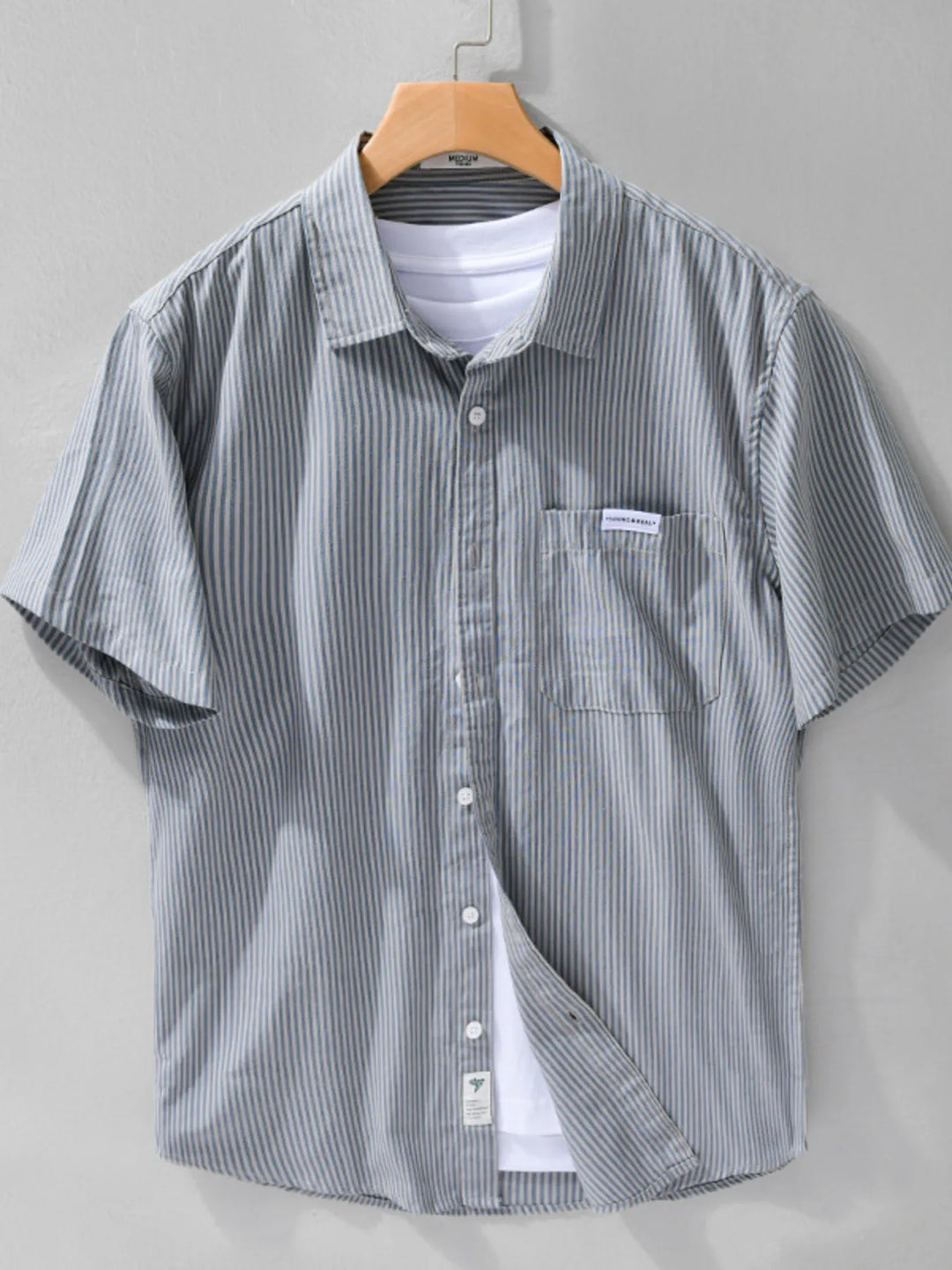 Men's Plus Size Short Sleeve Button-Up Shirt