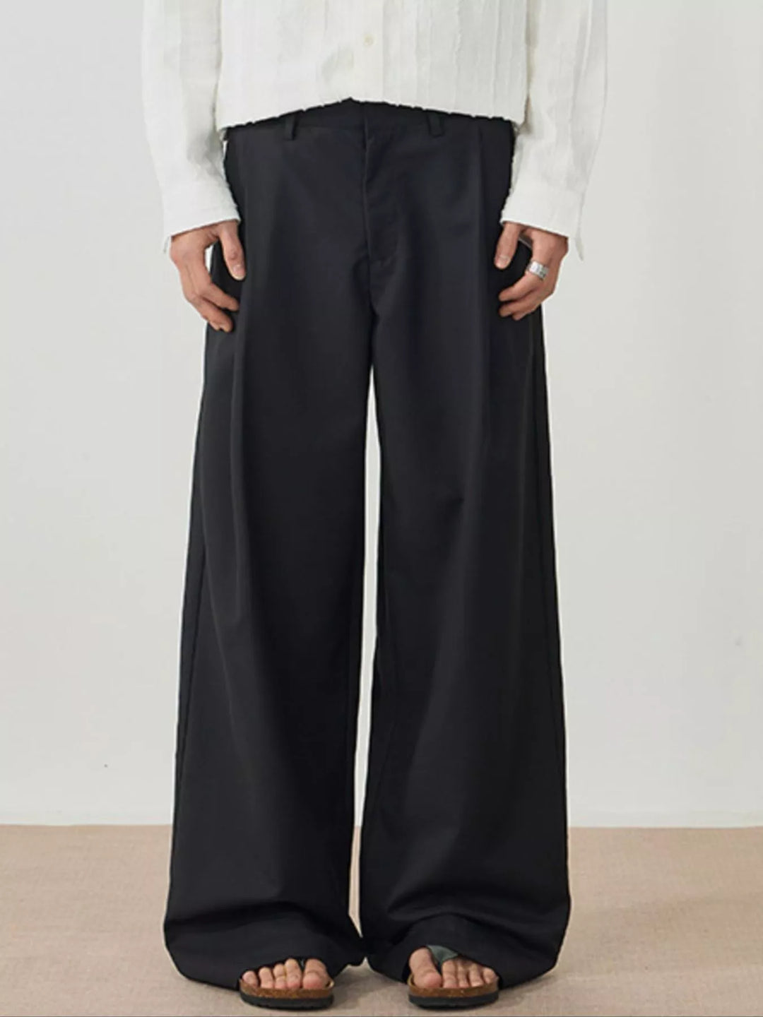 Men's Wide Leg Pleated Pants