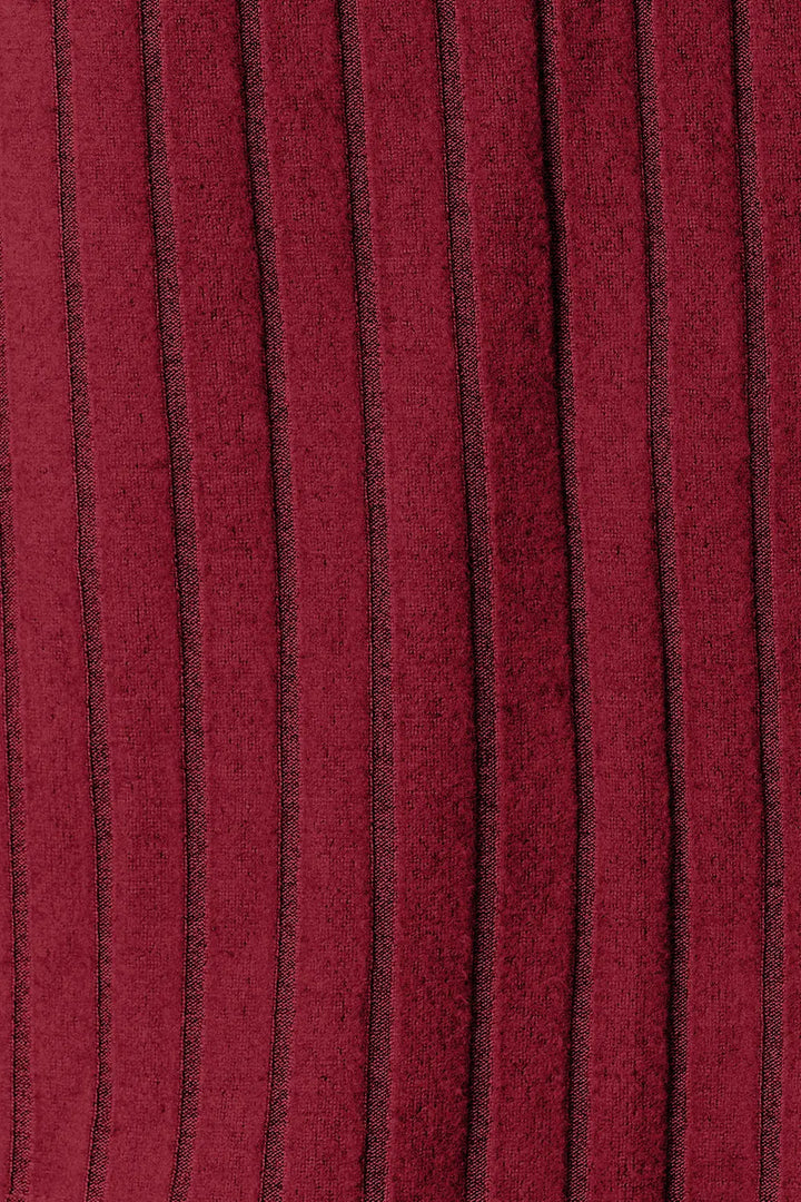 0a1519ac02464d119330900040359799-Max