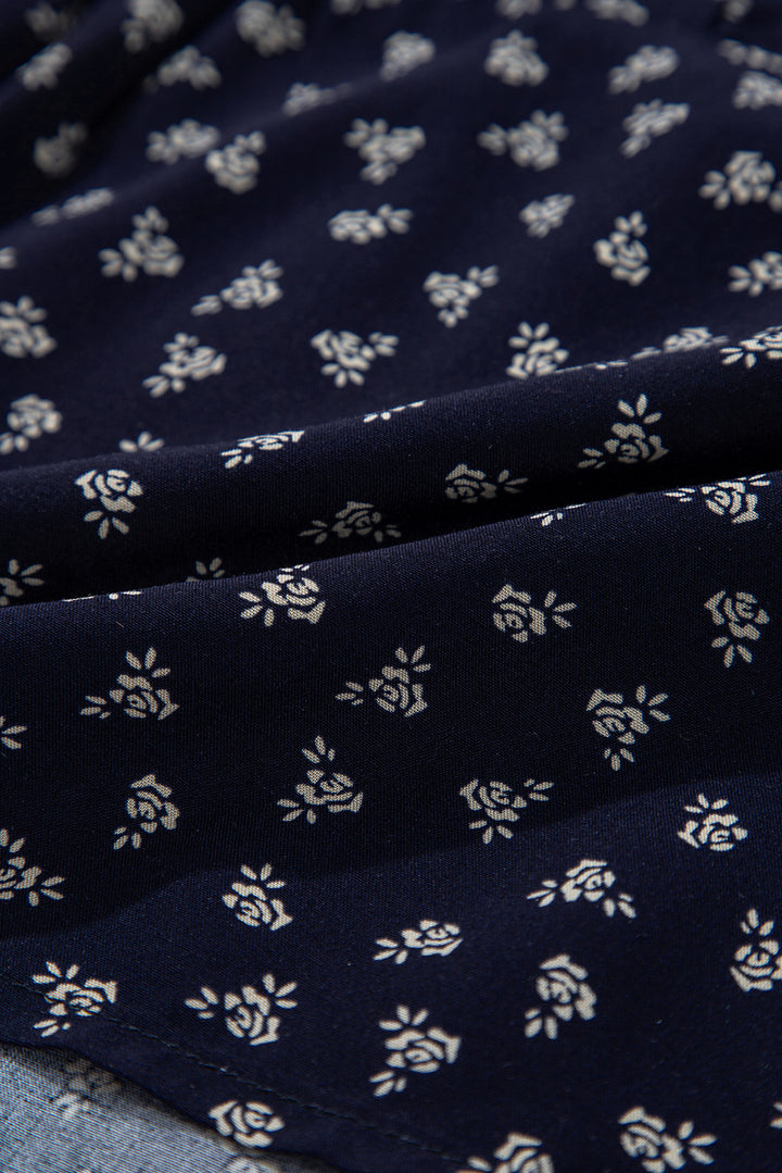 Débardeur bleu à imprimé floral et bretelles spaghetti boutonnées à col en V