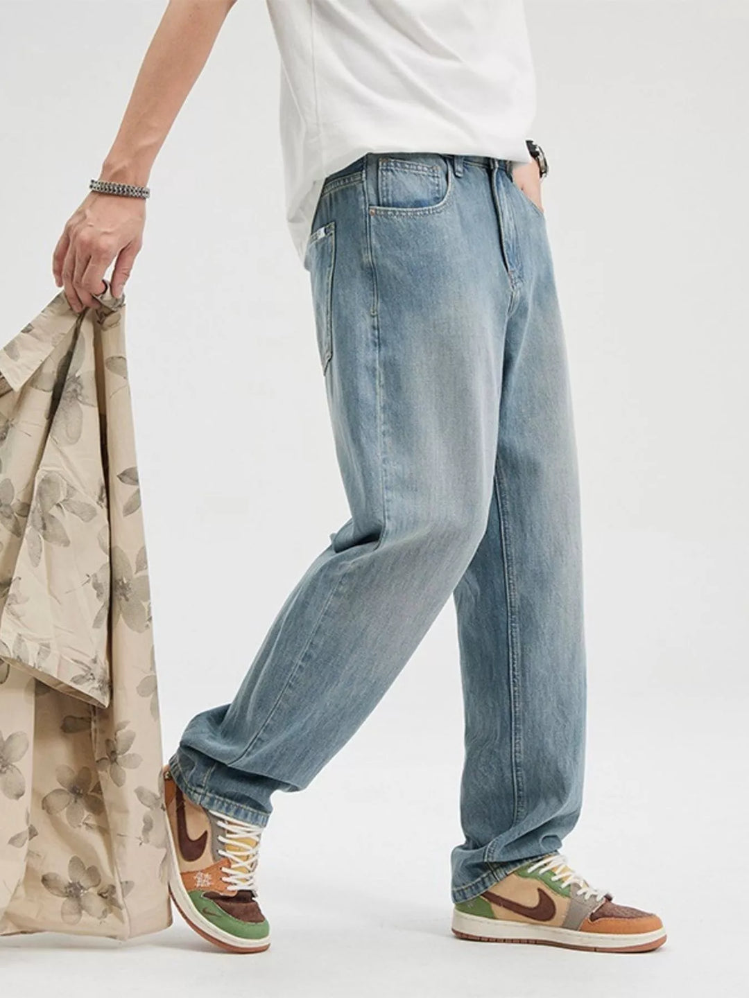 Men's Wash Relaxed Fit Jeans