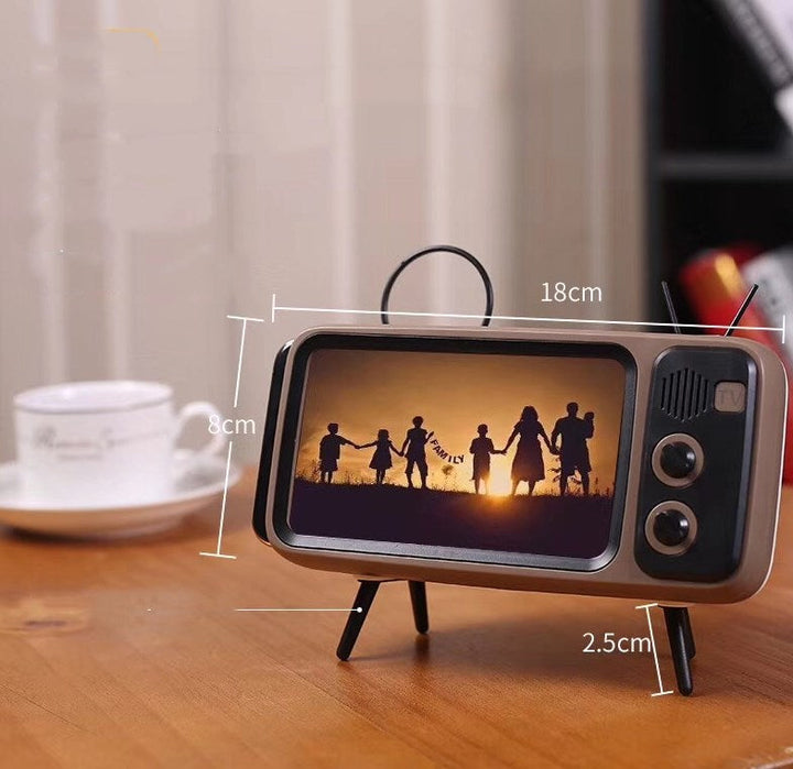 Retro TV mini portable audio