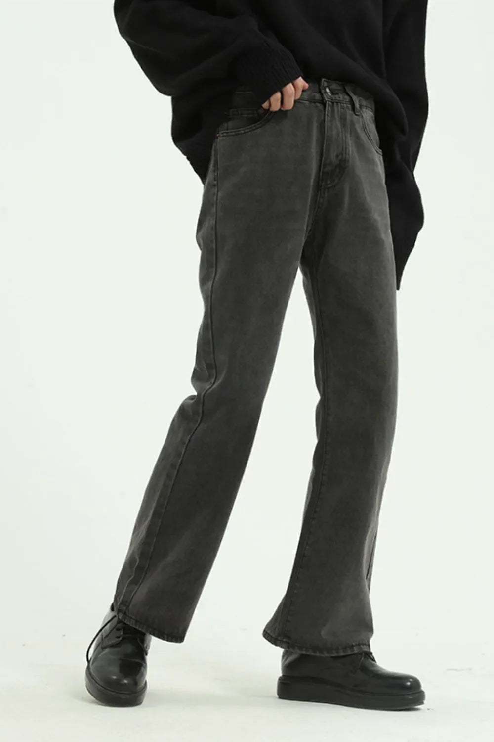 Men's Vintage Wash Straight Leg Jeans with Pockets