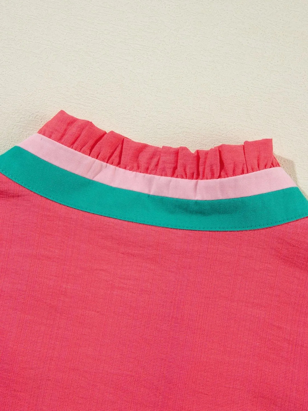 Carrot Colorful Trim V Neck Short Sleeve Blouse