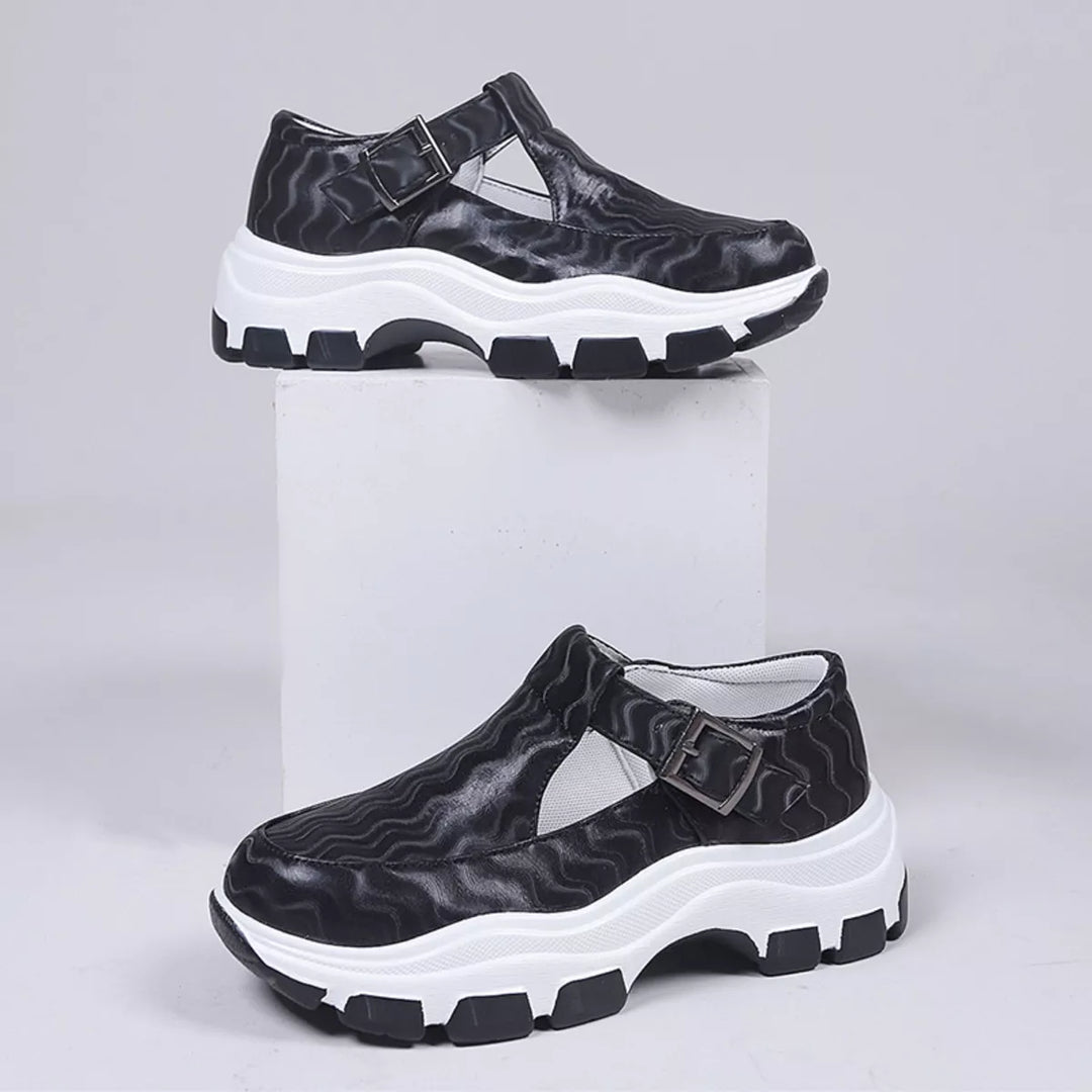Round Toe Platform Loafers
