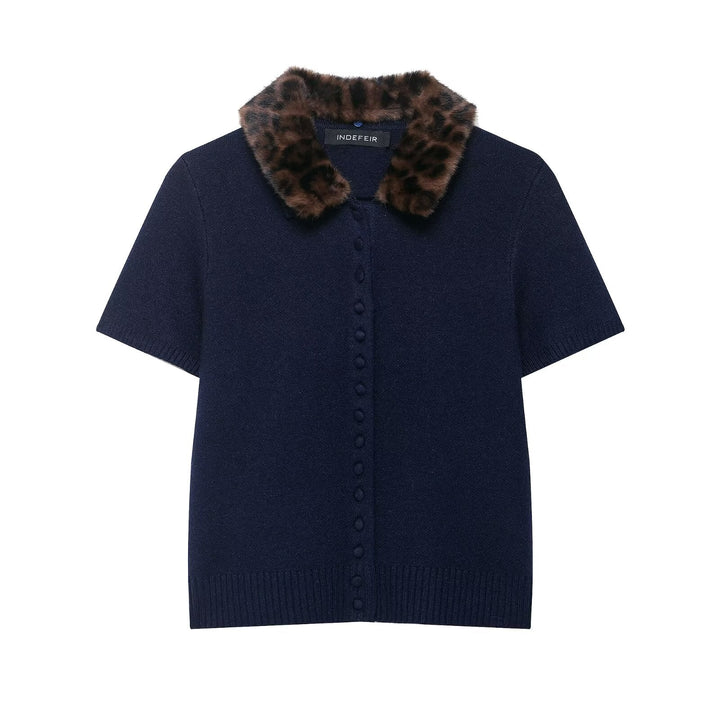 Women Animal Print Neckline Knitted Coat