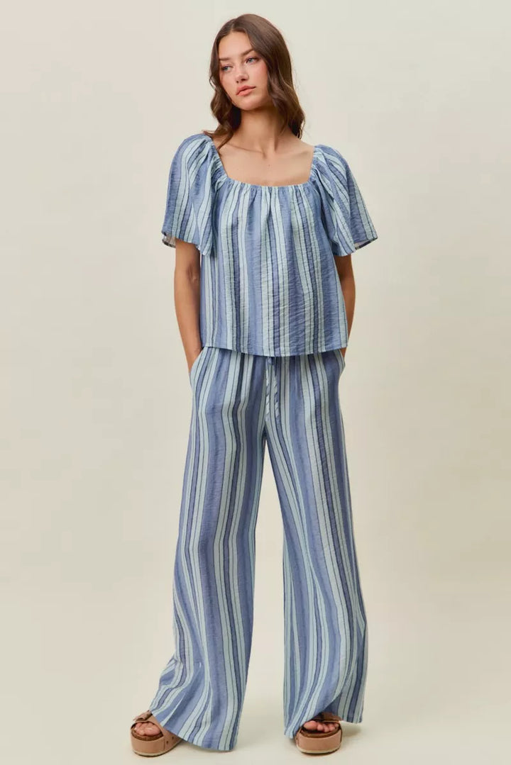 SO ME Stripe Wide Leg Pull On Pants