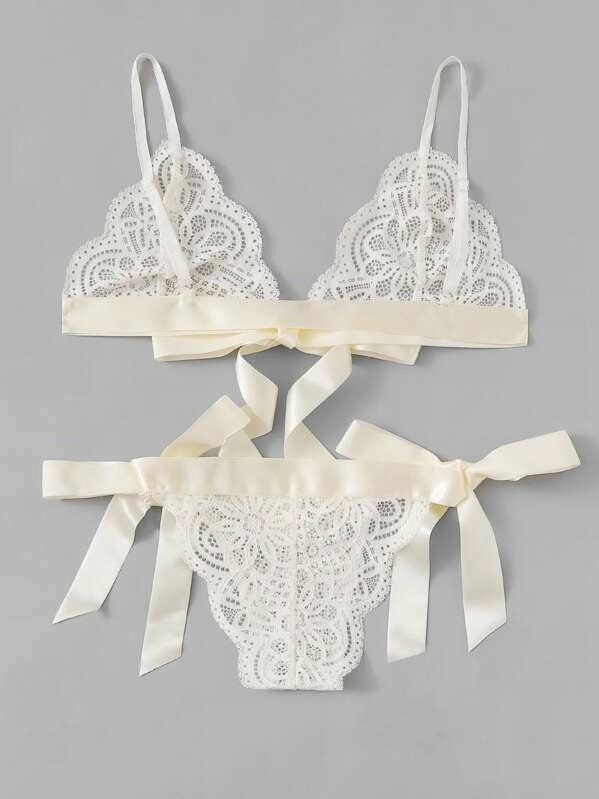 Split Cut Ruffled Sexy Lace Strap Three-Point Sexy Lingerie