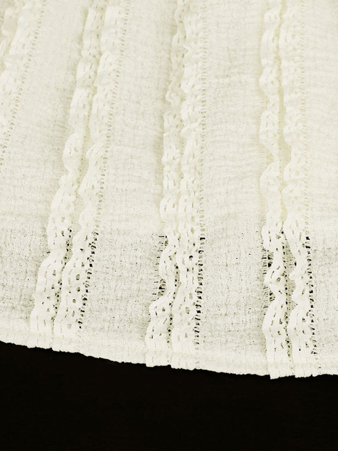 Textured Sweetheart Neck Cami