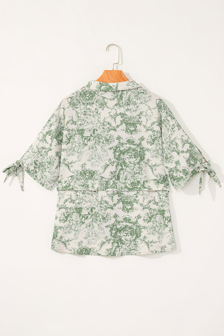 Chemise à manches 3/4 nouée avec imprimé paysage vert et ceinture