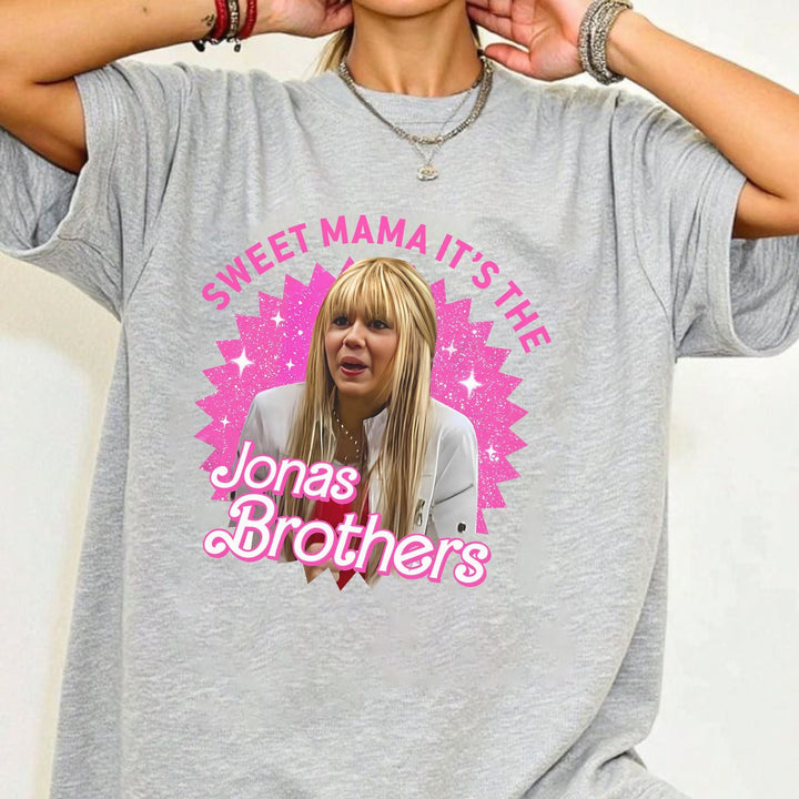 "Sweet Mama It's The Jonas Brothers" 2005 T-Shirt - Vintage Pop Fan Apparel, Nostalgic Band Tee
