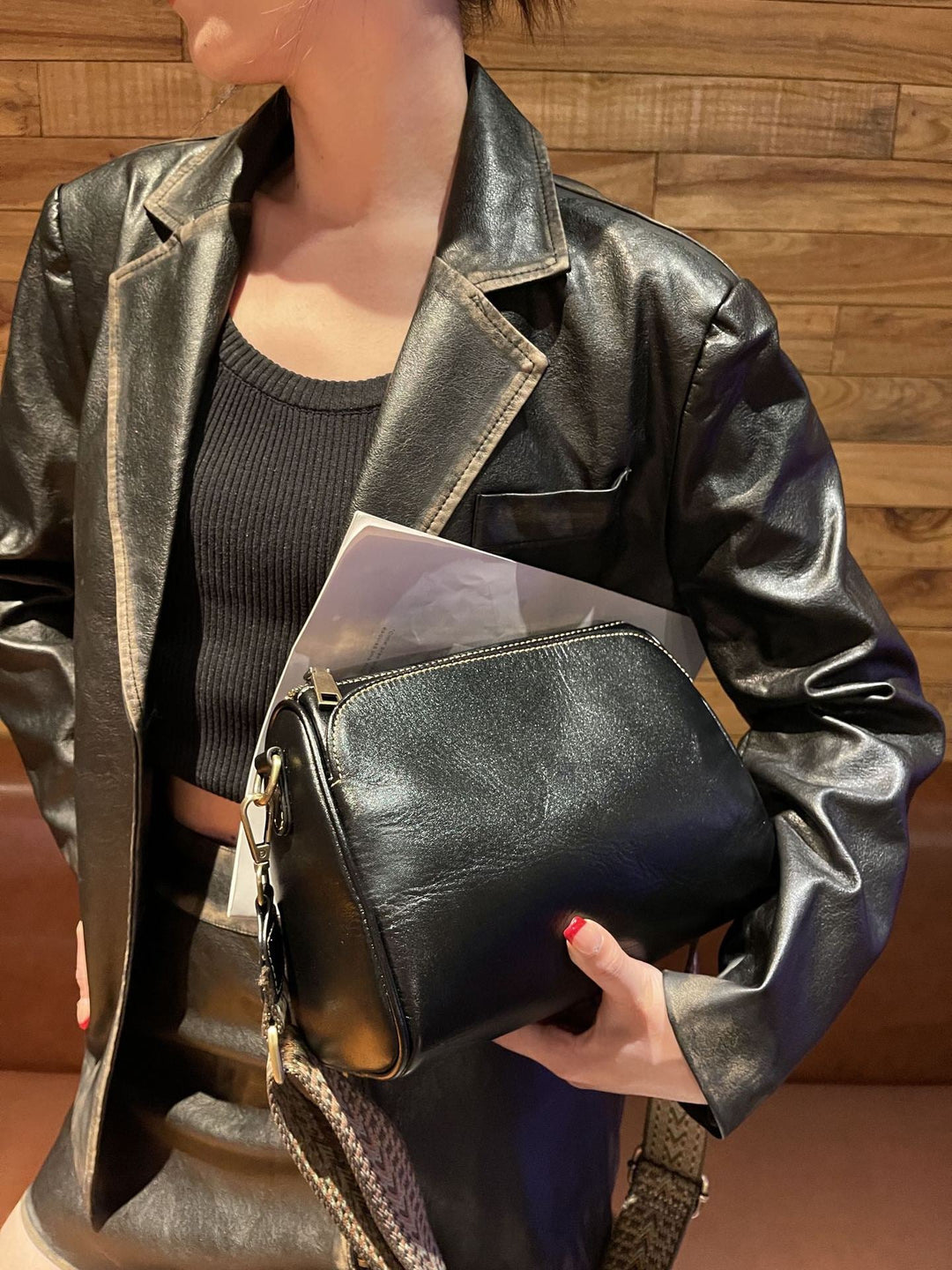 Genuine Leather Women's Bag, 2025 New Cross-border Style, Commuter Shoulder Bag, Large Capacity Messenger Bag, Top-layer Cowhide Crossbody Pillow Bag