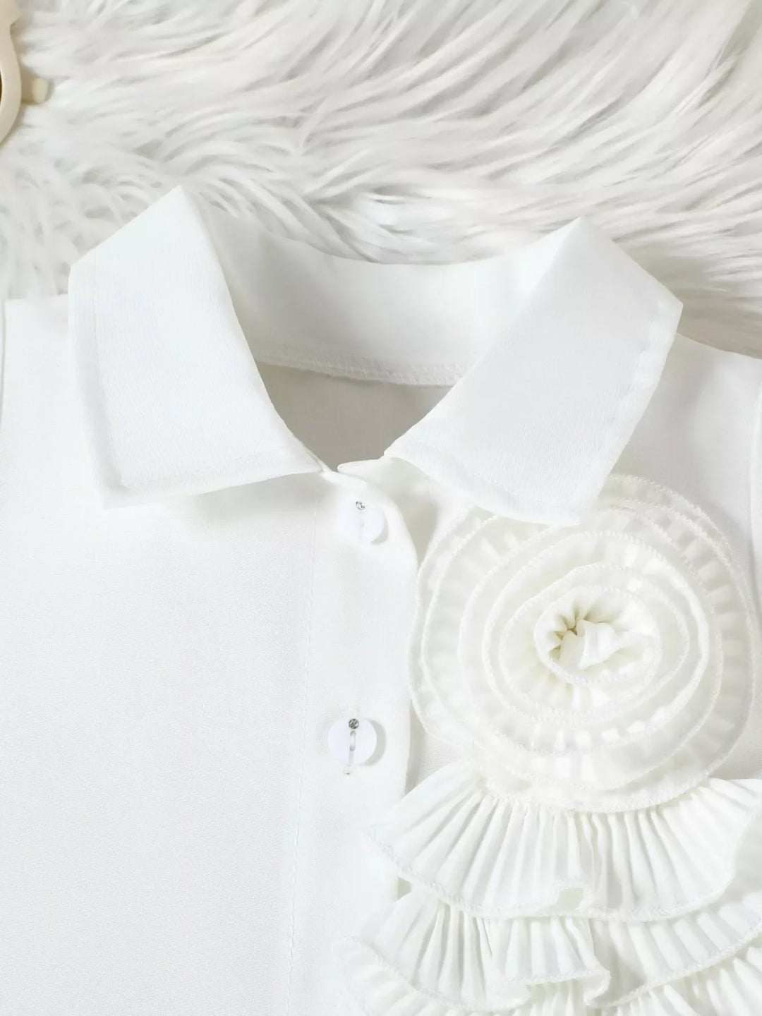Children‘s Ruffle Decor Top & Button Detail Skort Set