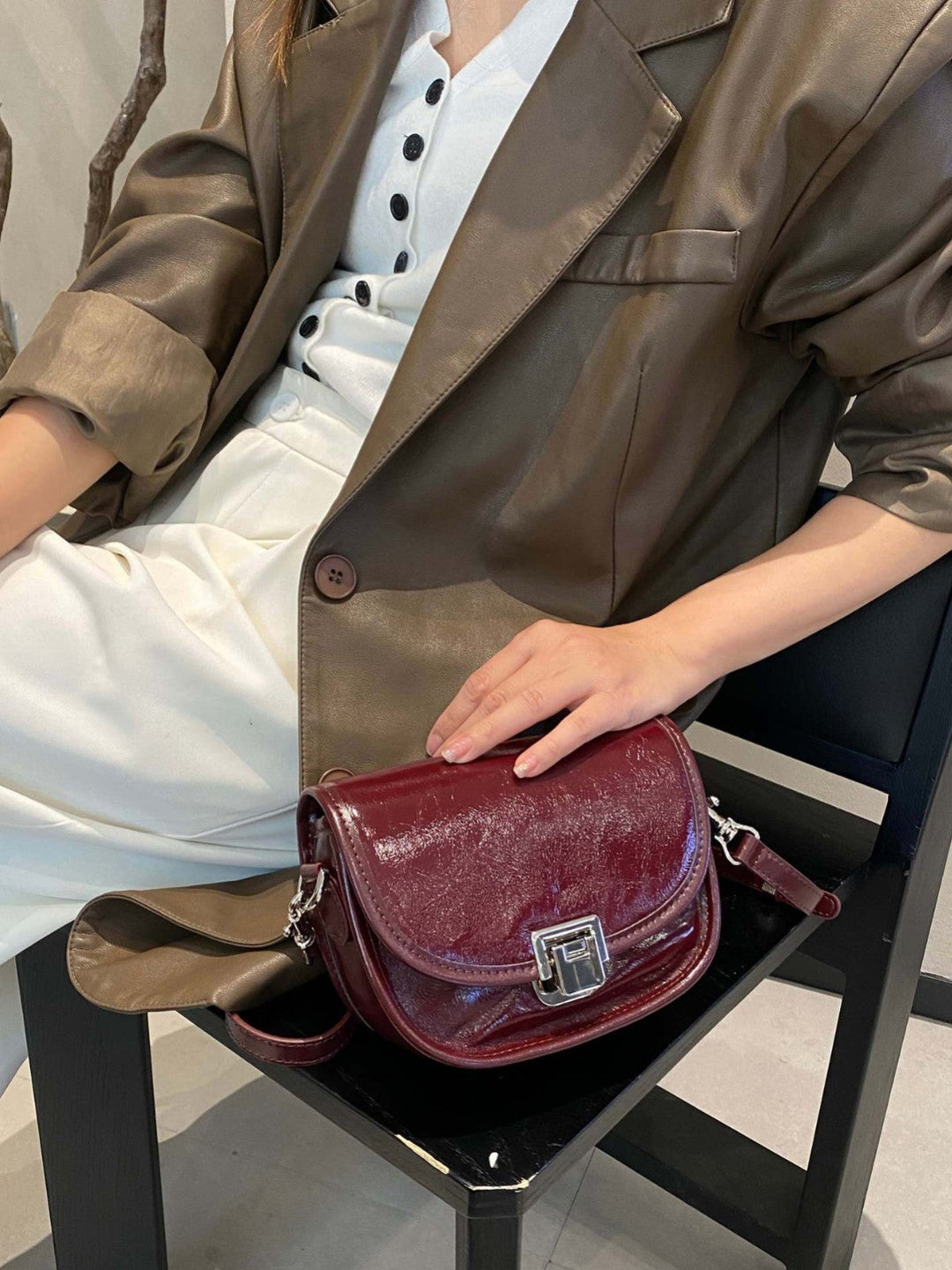 Genuine Leather Women's Bag, Light Luxury New Style, High-end Feel Saddle Bag, Genuine Leather Shoulder Bag, Oil-wax Leather Crossbody Half-moon Bag