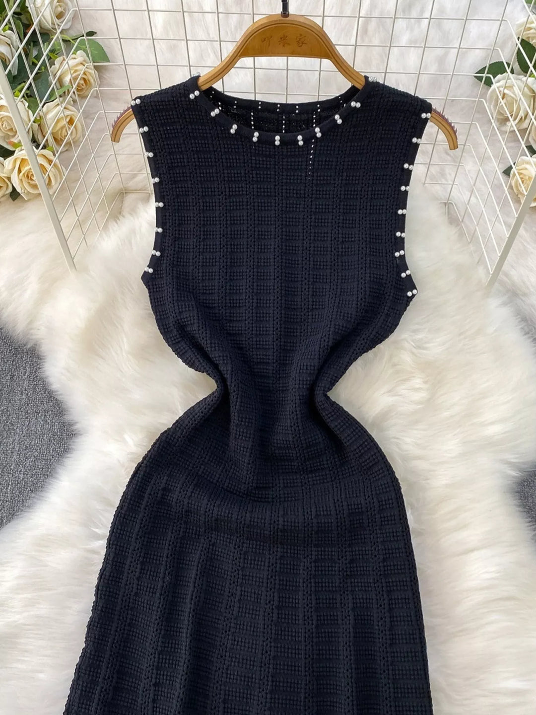 Textured Knit Sleeveless Midi Dress