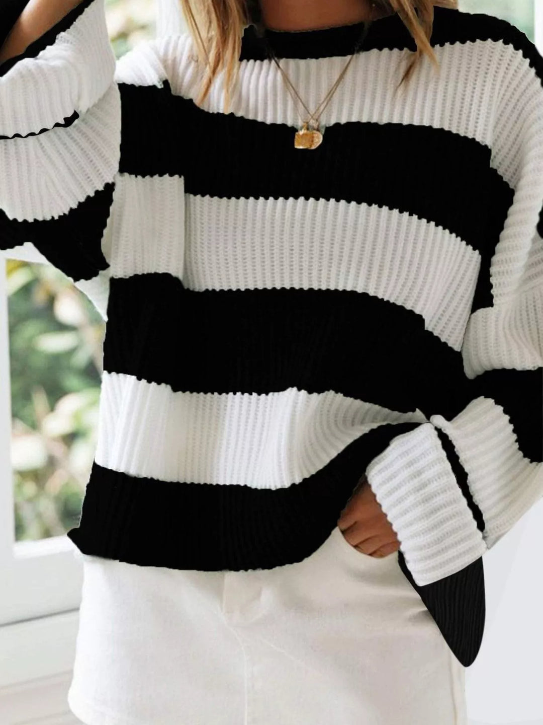 Contrast Striped Round Neck Sweater