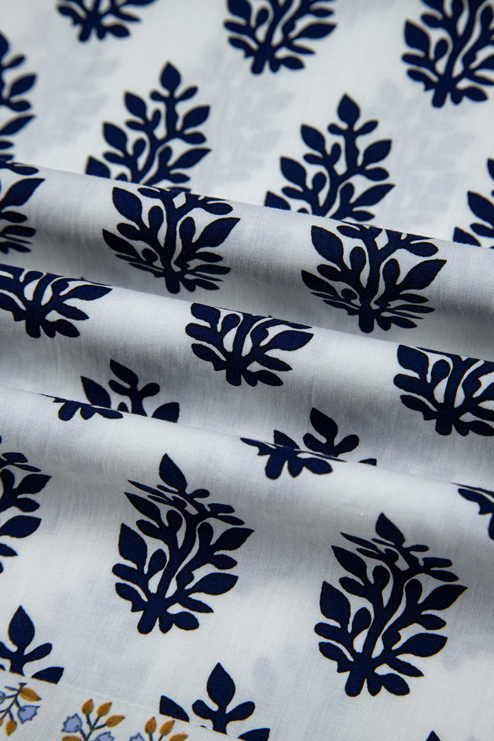 White Plus Size Boho Floral Print Contrast Trim Split Neck Puff Sleeve Patchwork Blouse