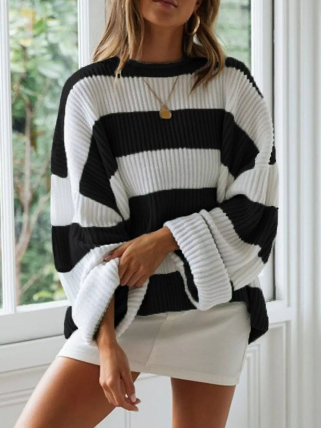 Contrast Striped Round Neck Sweater