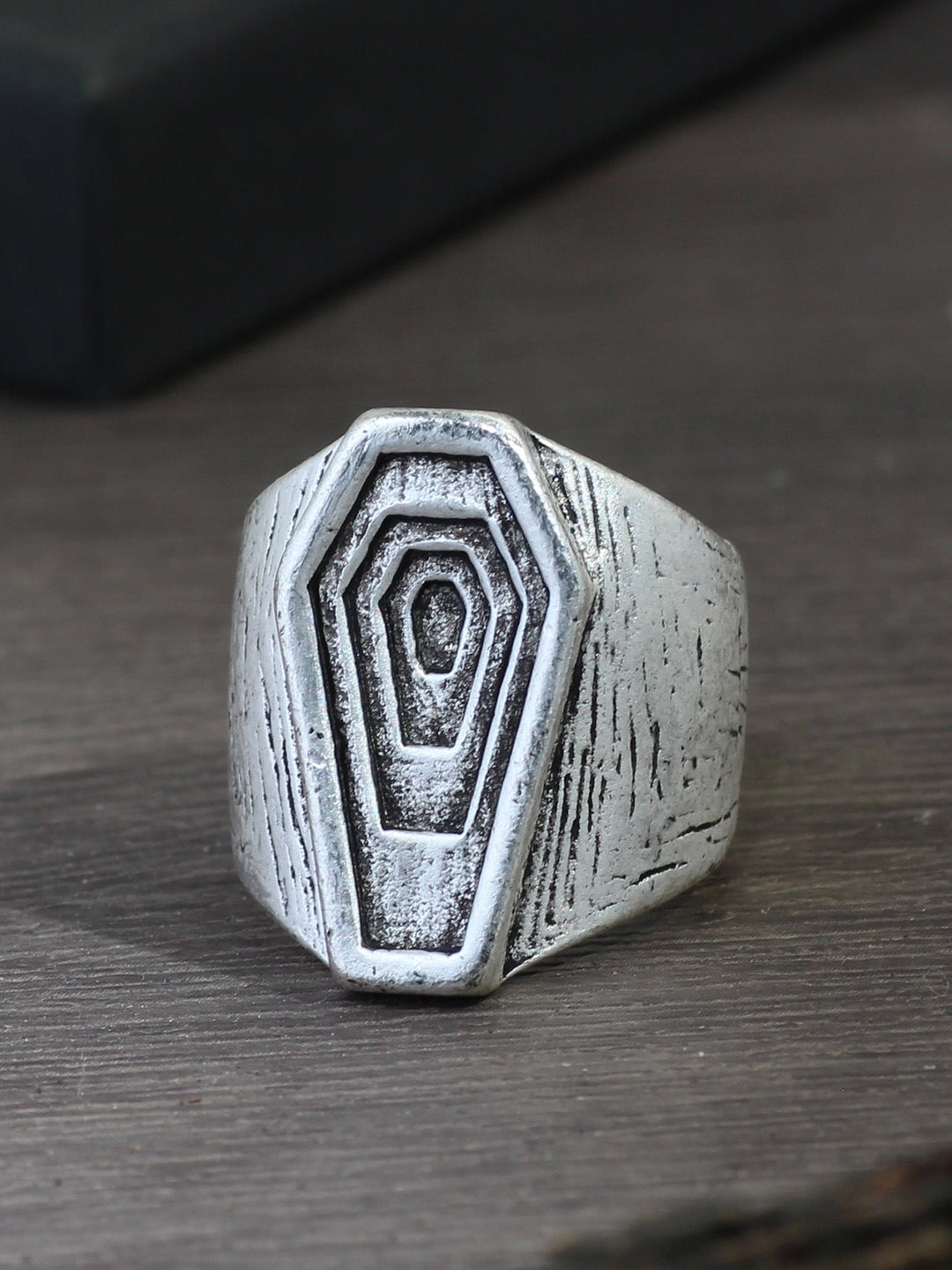 Creative Vintage-style Alloy Ring
