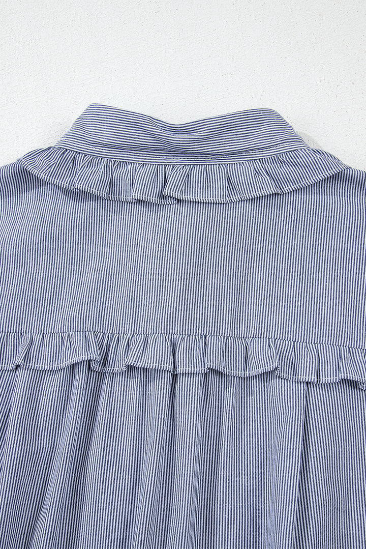 Robe courte boutonnée à rayures bleues, col sans manches, poche avant, col à volants