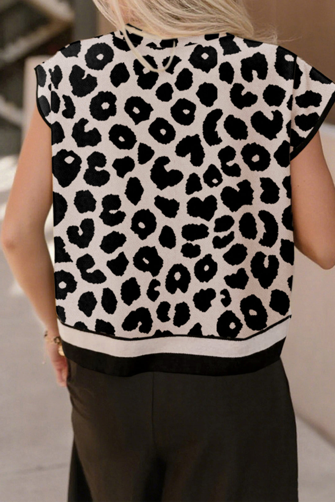 Black Plus Size Leopard Print High Neck Short Sleeve Sweater
