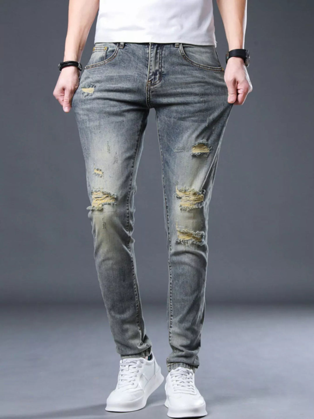 Men's Distressed Slim Fit Jeans