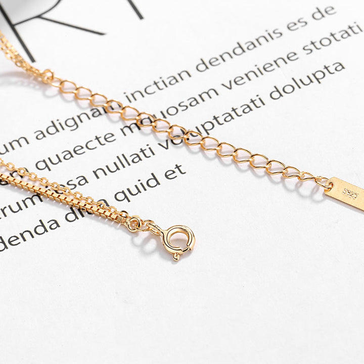 Womens Stylish Elegant And Versatile Necklace
