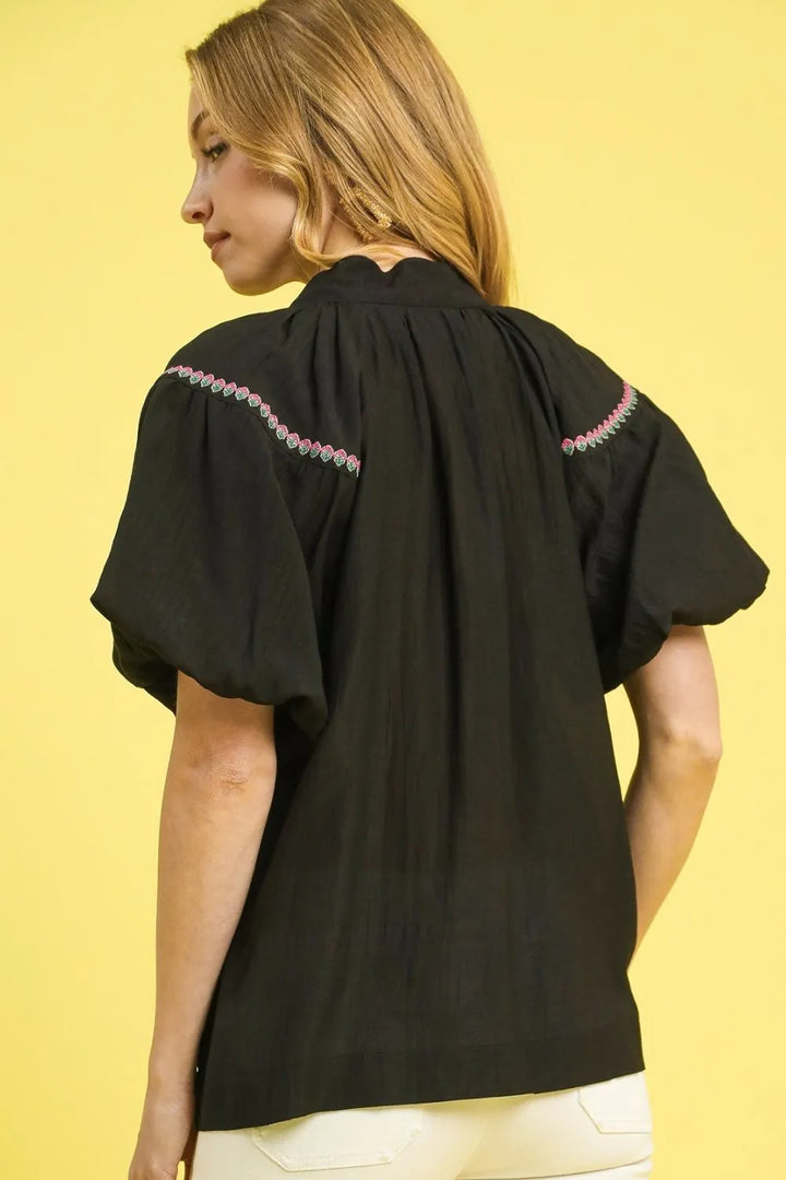Umgee Floral Embroidered Puff Sleeve Blouse
