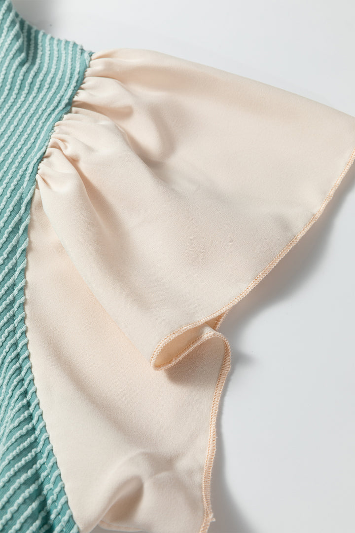 Light Blue Plus Size Contrast Frilled Neckline Ruffled Short Sleeve Ribbed Textured Blouse