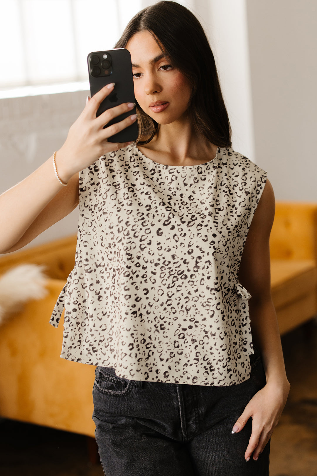 Apricot Knot Side Leopard Print Vest