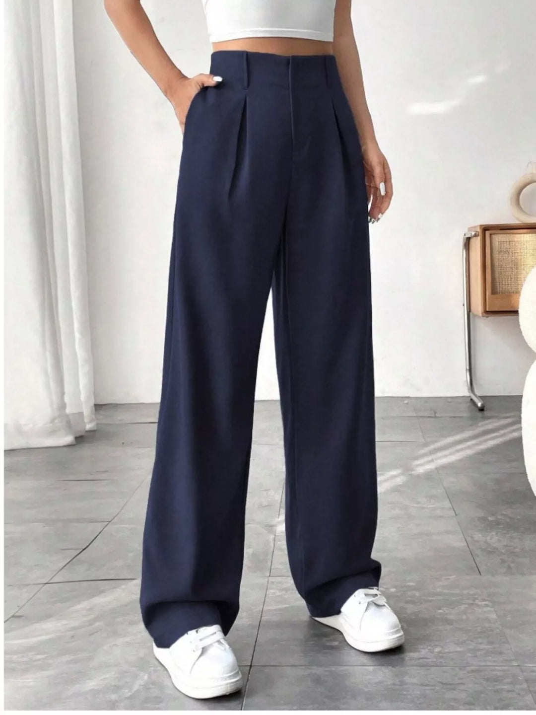 Wide Leg Pleated Pants