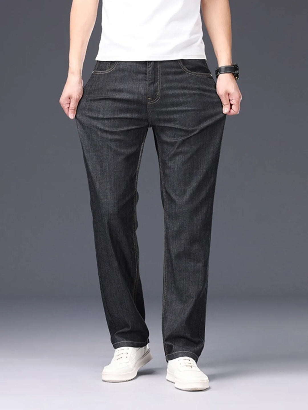 Men's Loose Fit Jeans with Pockets