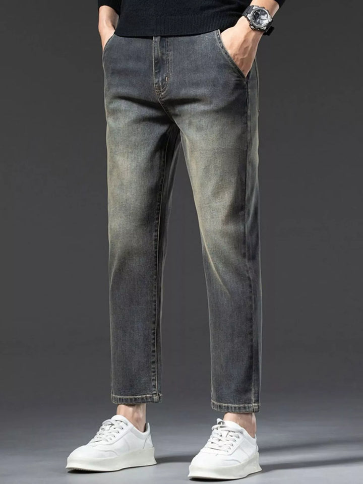 Men's Straight Leg Vintage Wash Jeans