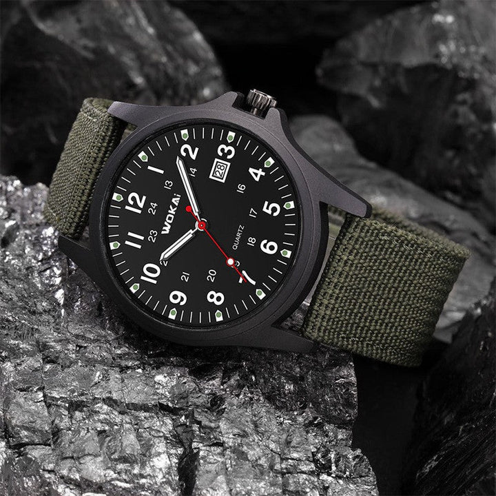 Sporty Nylon Strap Mens Quartz Watch Minimalist Design