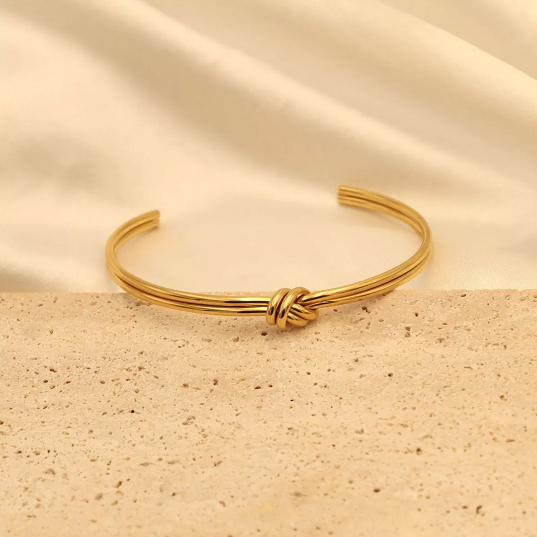 18K Gold-Plated Knot Open Bracelet