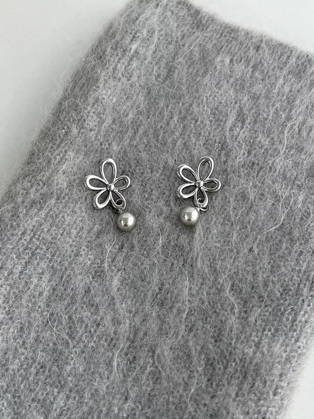 Flower Pearl Drop Earrings