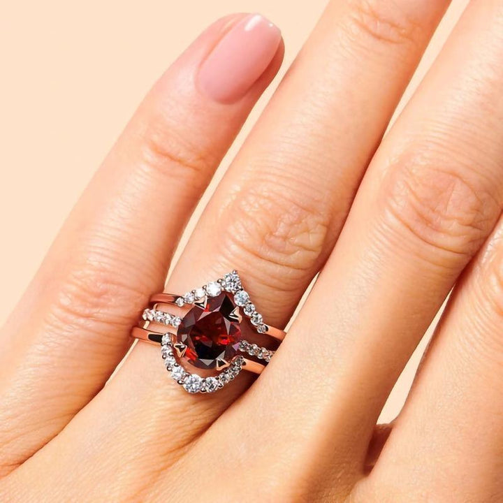 European And American-style Rose Gold Ring With Imitation Garnet