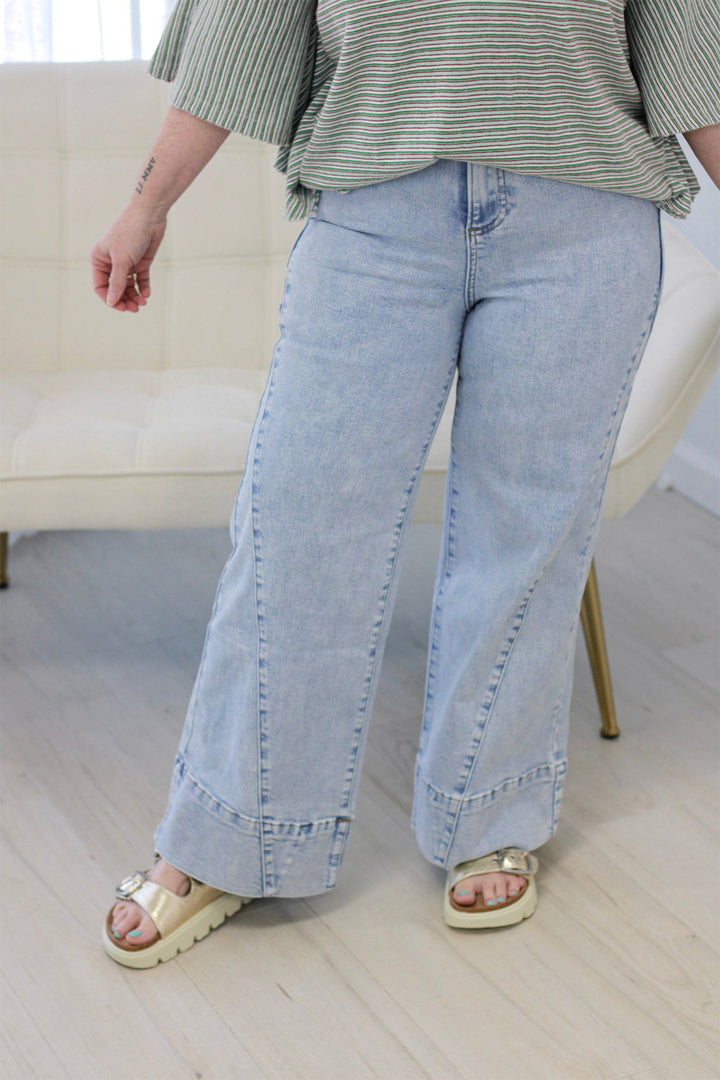 Beau Blue Solid Paneling Loose Fit Plus Size Jeans