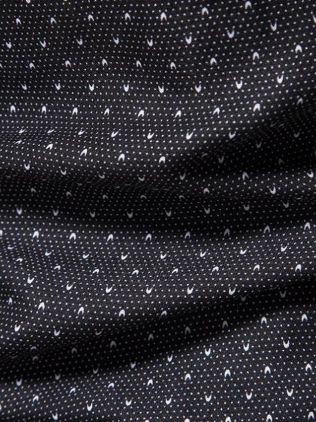 Men's Slim Fit Dotted Pattern Long Sleeve Shirt
