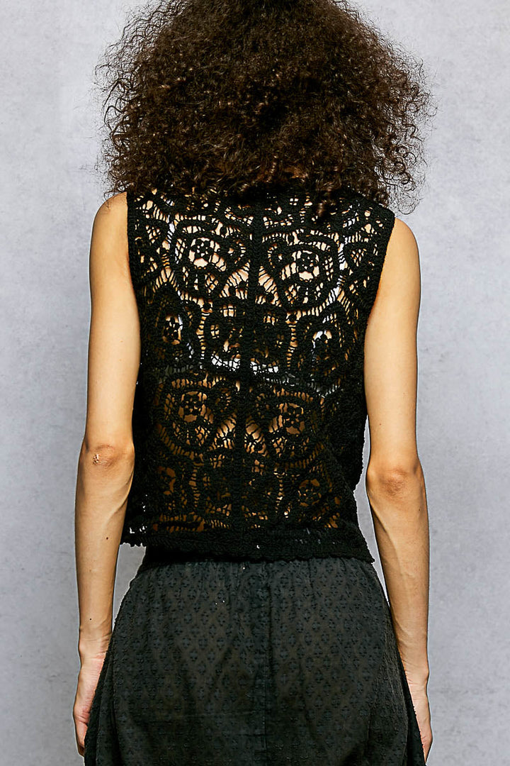 POL Button Down Cropped Crochet Vest with Scalloped Edge