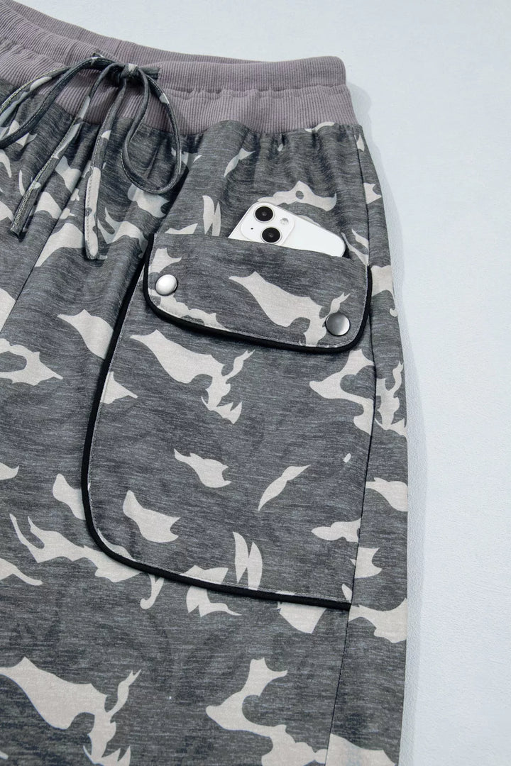 Multicolour Drawstring Contrast Waistband Camouflage Cargo Barrel Pants