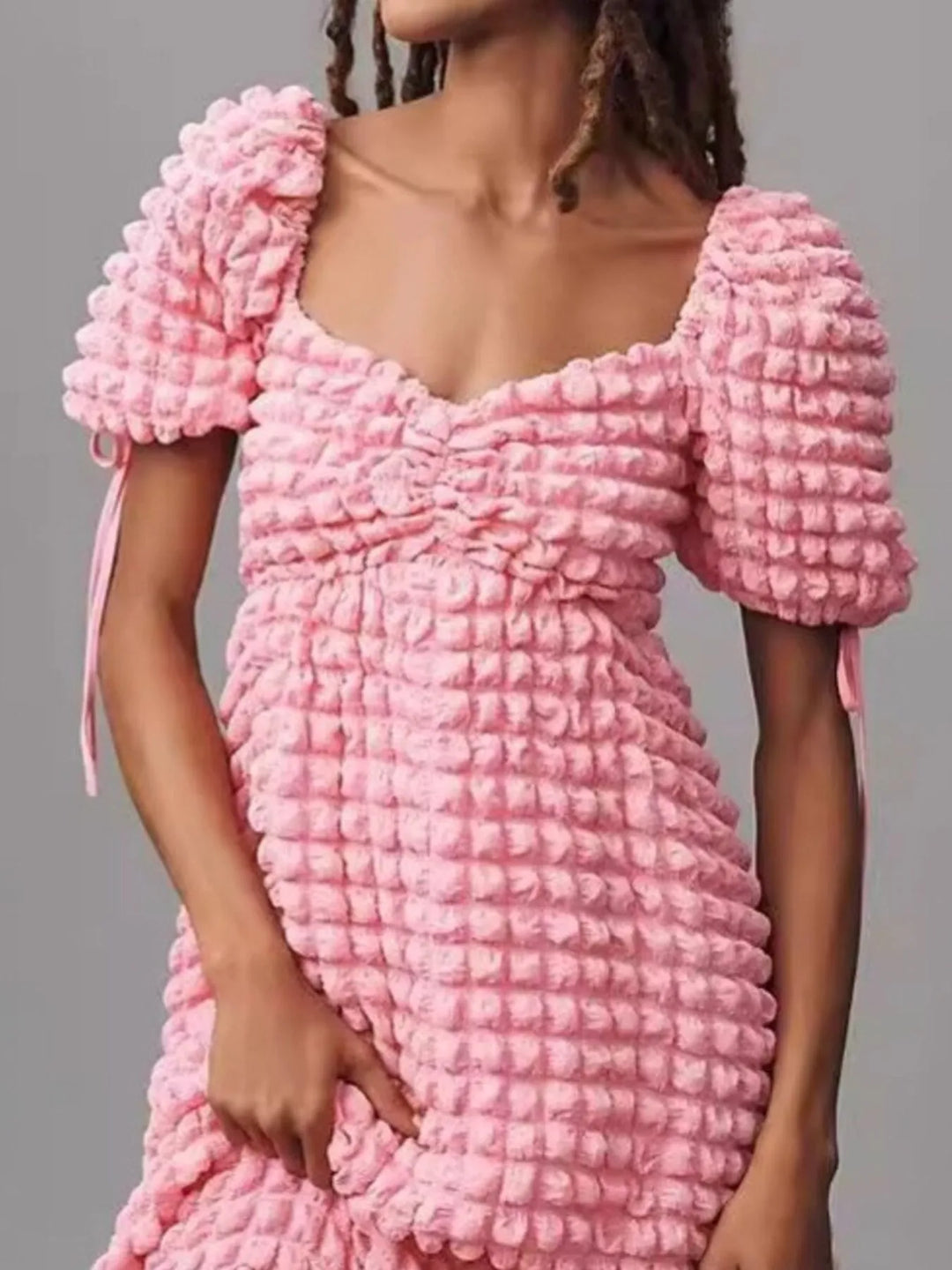 Textured Sweetheart Neck Short Sleeve Dress