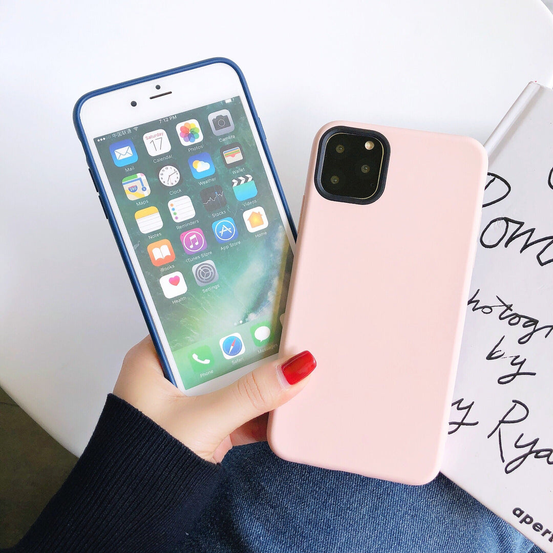 Mobile phone case hits macaron