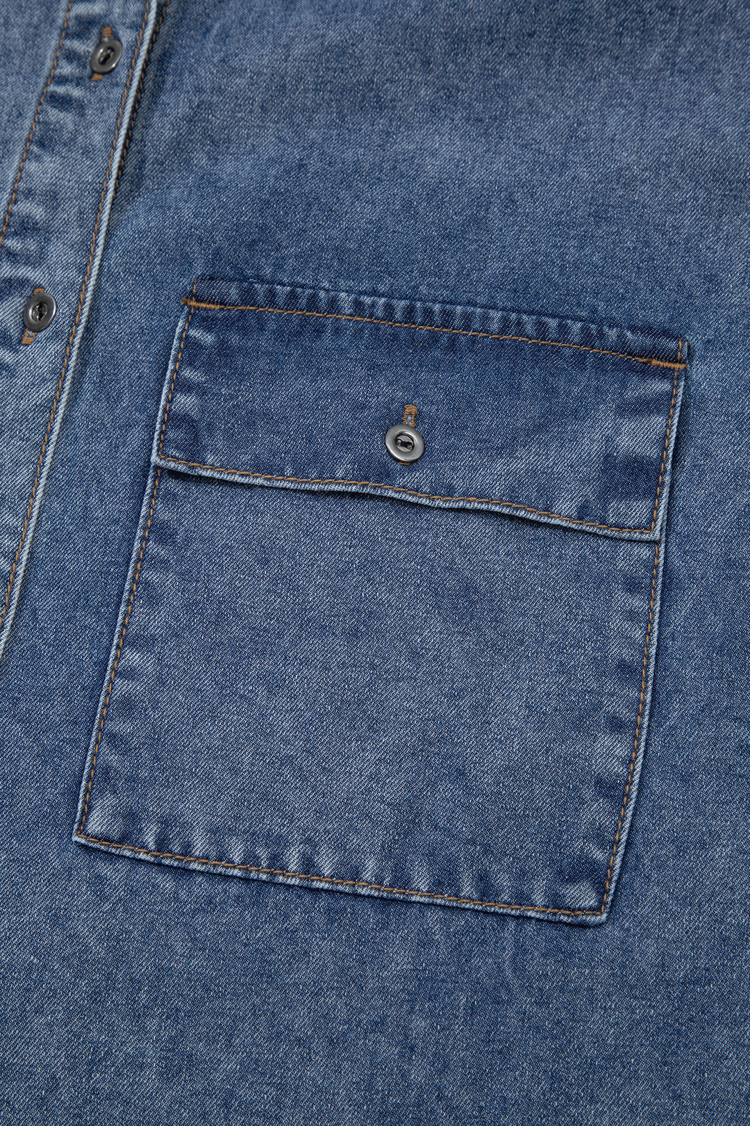 Button Flap Pocket Cuffed Short Sleeve Denim Shirt