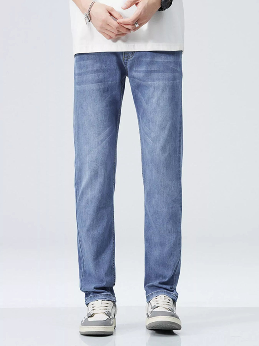 Men's Classic Straight Fit Jeans