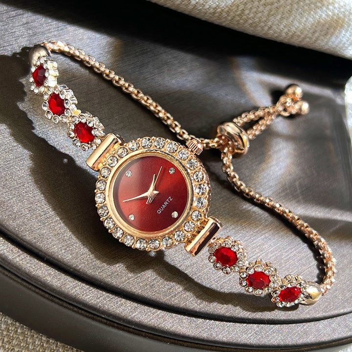 Fashionable Quartz Watch With A Pull-out Diamond